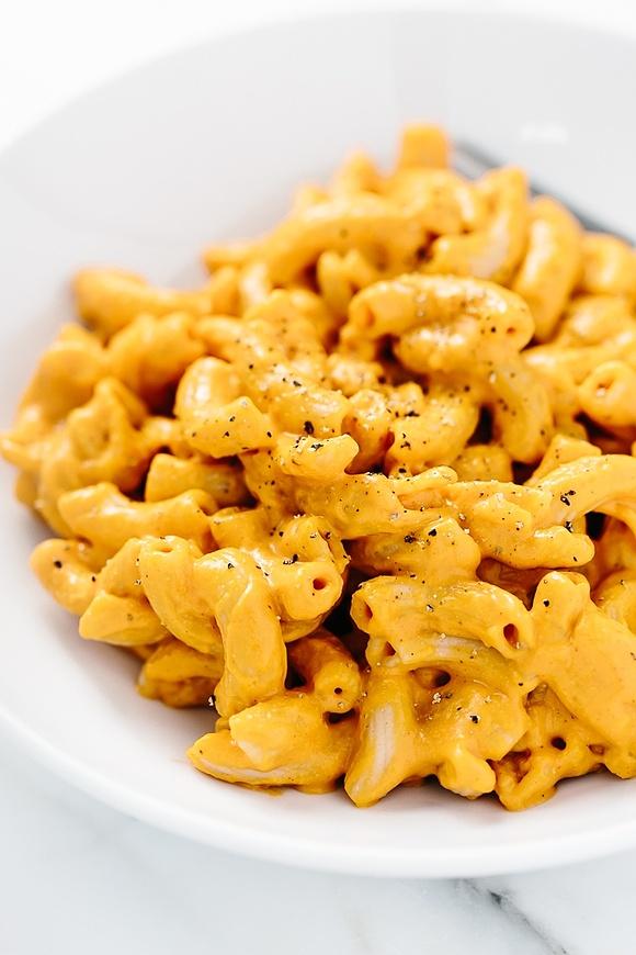 Smoky Vegan Macaroni and Cheese