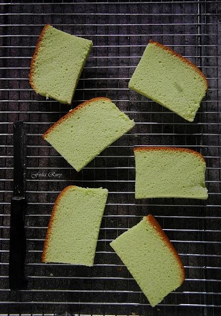 Pandan Ogura Cake