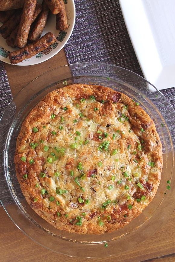 Crustless quiche lorraine with bacon, swiss cheese and onions