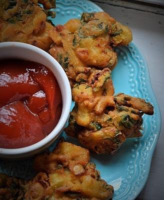 Mixed Vegetables Fritters (Pakoras)