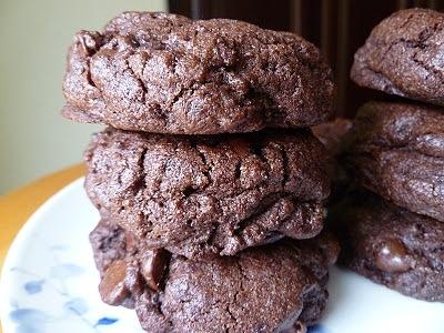 Double chocolate chip cookies levain bakery style