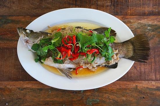 Steamed fish with ginger and garlic paste