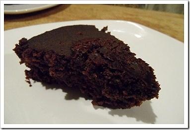 Slow cooker chocolate cake