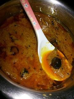 Turkey berry tamarind gravy (sundakkai vathal kuzhambu)