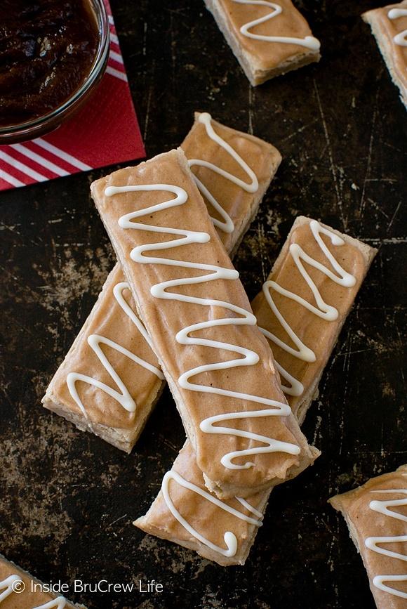 Glazed Apple Butter Shortbread Bars