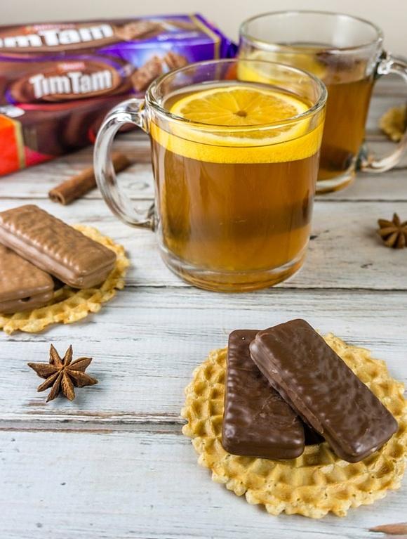Friendsgiving with Tim Tams and Spiced Tea