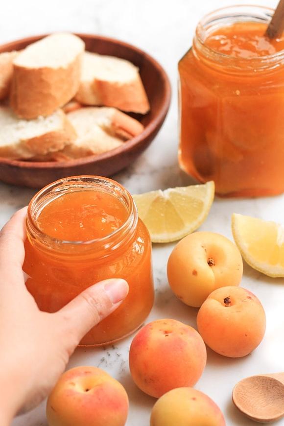 Easy apricot jam gluten-free vegan