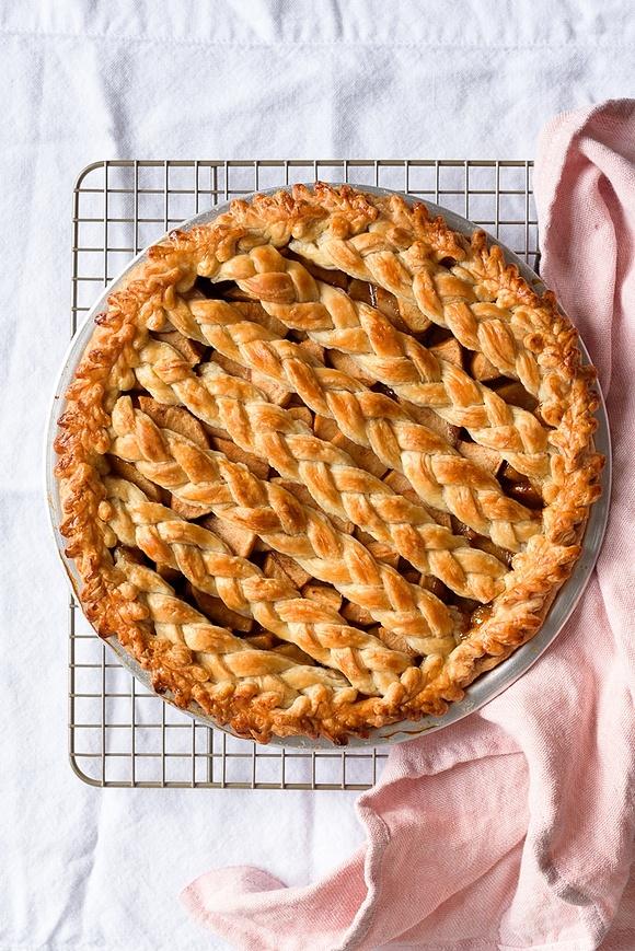 Chai spiced apple pie for fall and winter