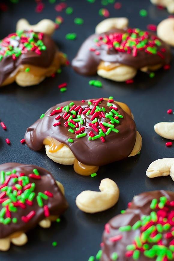 Christmas Dulce de Leche Cashew Turtles