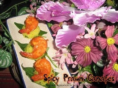 Spicy prawn canapés