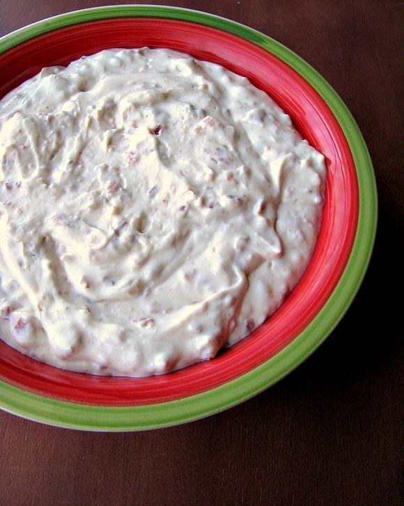 Homemade bacon horseradish dip recipe