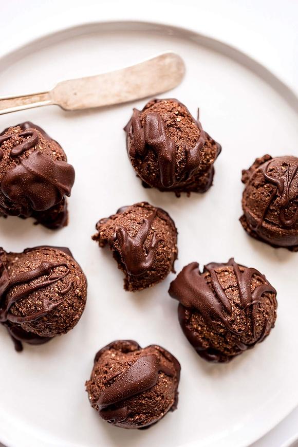 No-bake vegan gluten-free brownie cookies
