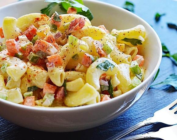 Classic vegan macaroni salad