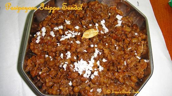 Pasipayaru inipu sundal - sweet version with green gram dhal