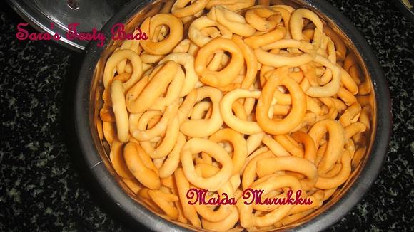Round murukku maida murukku