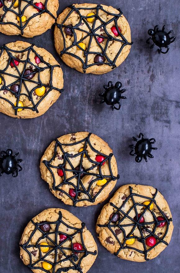 Spider web cookies - halloween treats