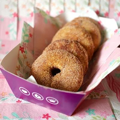 Vegan baked doughnuts with baking powder and sundae