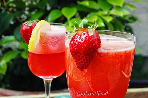 Strawberry drinks non alcoholic