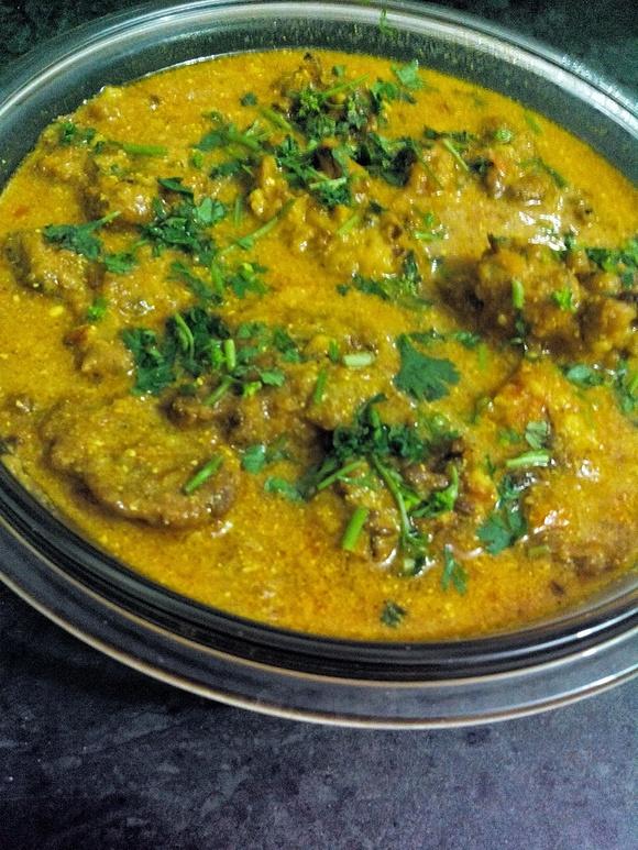 Patta gobhi cabbage kofta curry