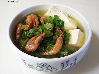 Curled mallow soup korean and chinese mallow soup